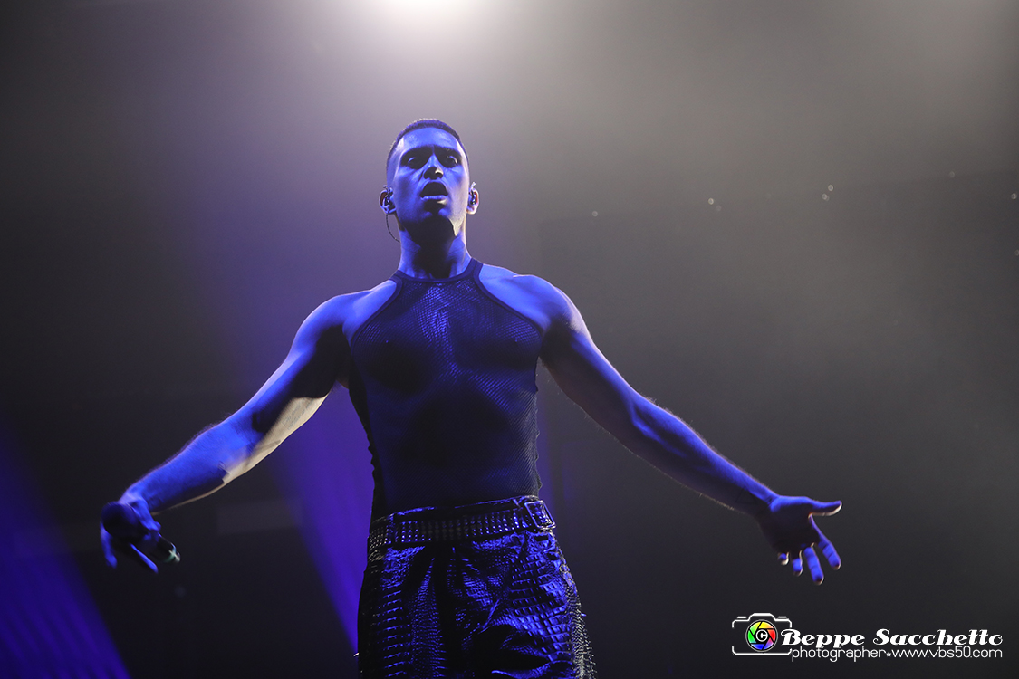 VBS_2274 - Concerto Mahmood Tour 2022.jpg